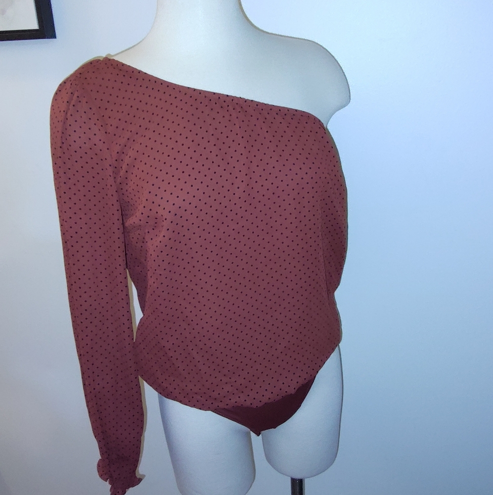 🌻| Spring Clearance | Abercrombie & Fitch One Sleeve Body Suit | NWT!